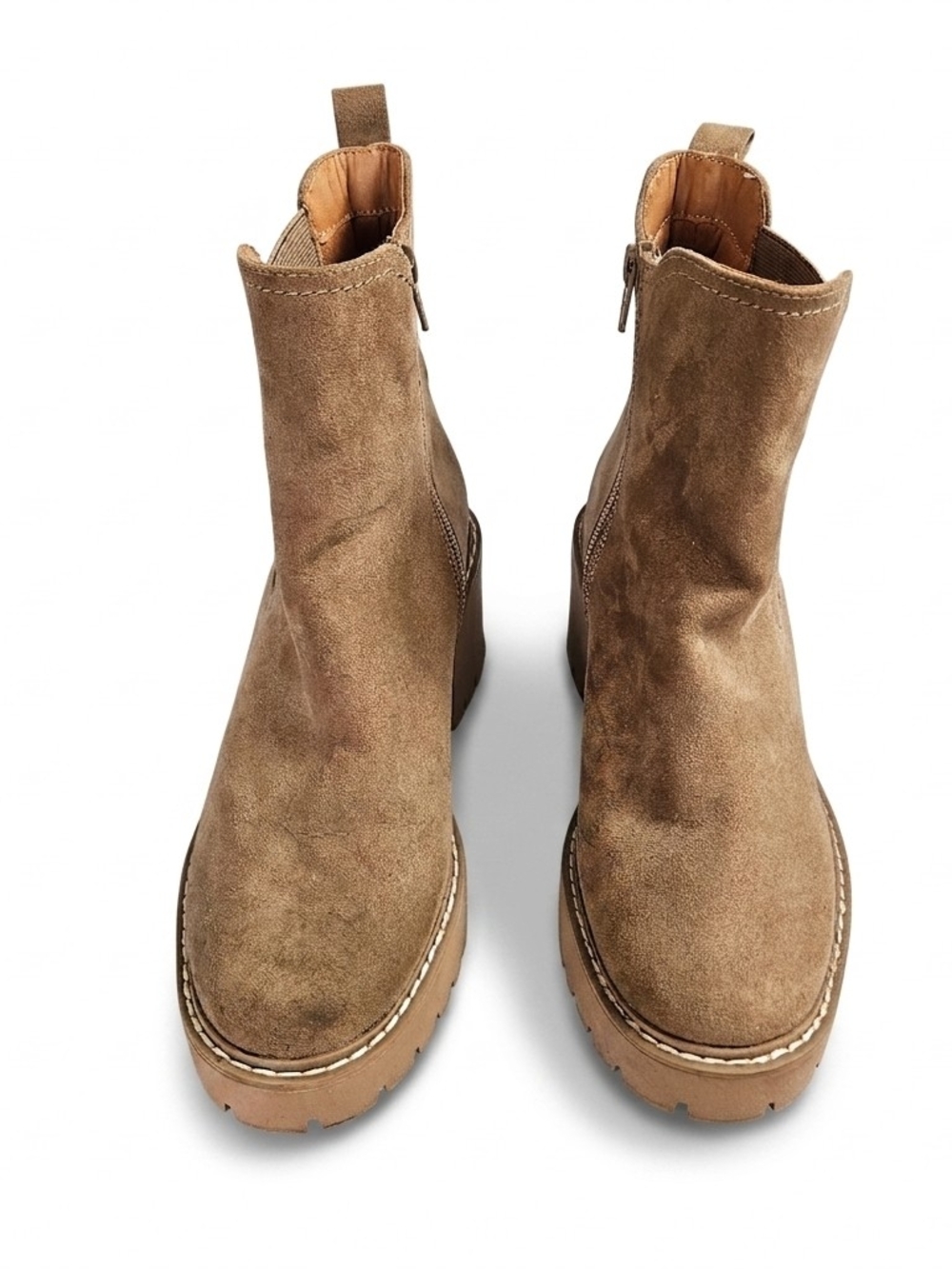 Universal Thread Taupe Chunky Lug Sole Chelsea Boots Size 6.5 - Picture 2 of 16
